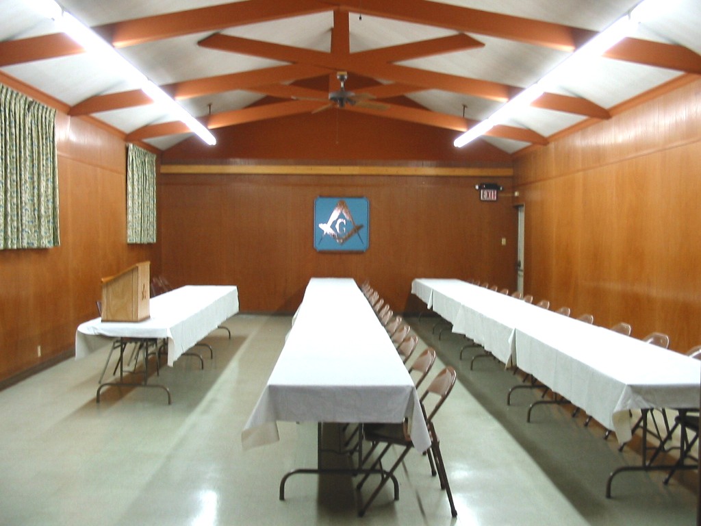 dining_hallmeetingarea.jpg